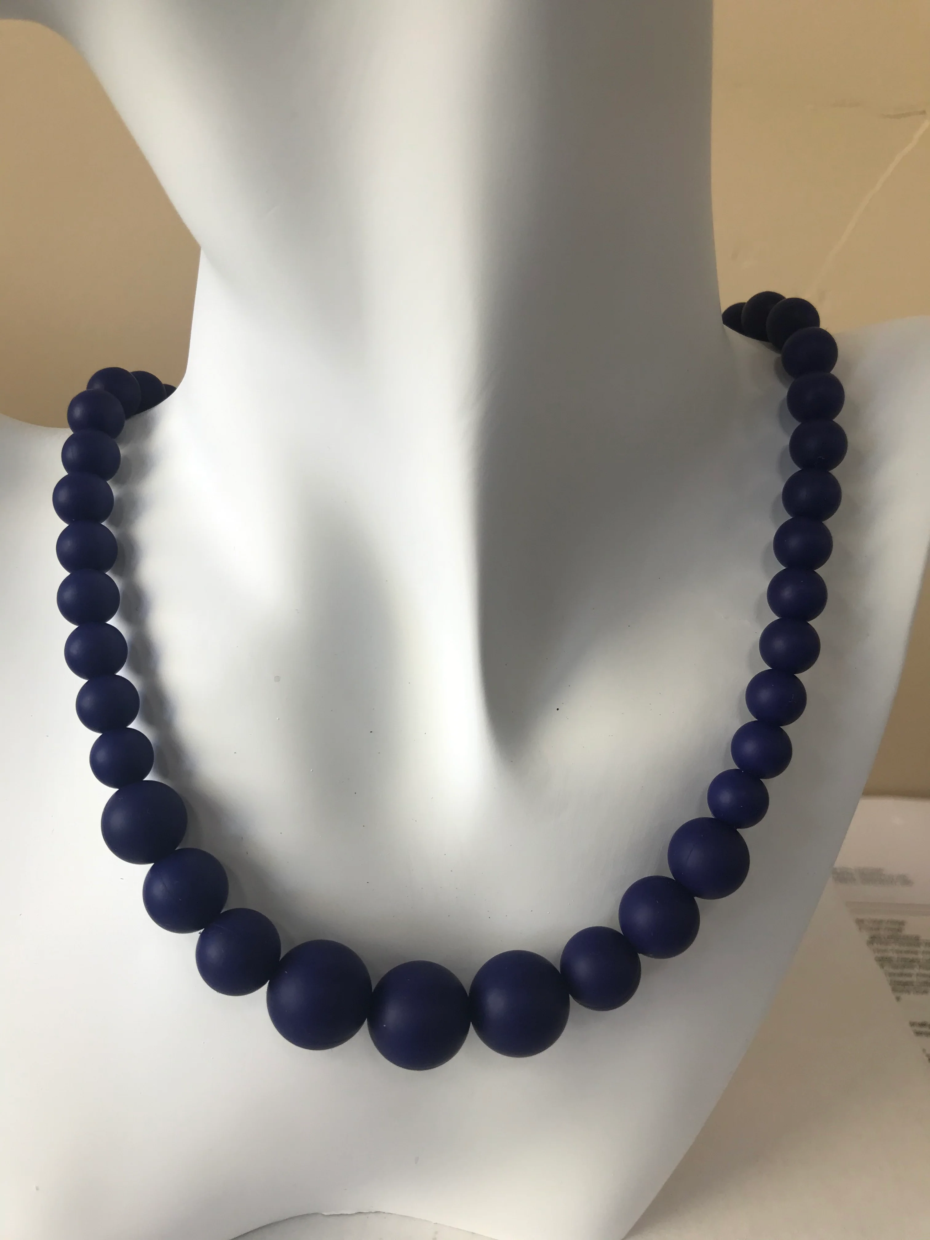 Navy Silicon rubber bead necklace - Image 6