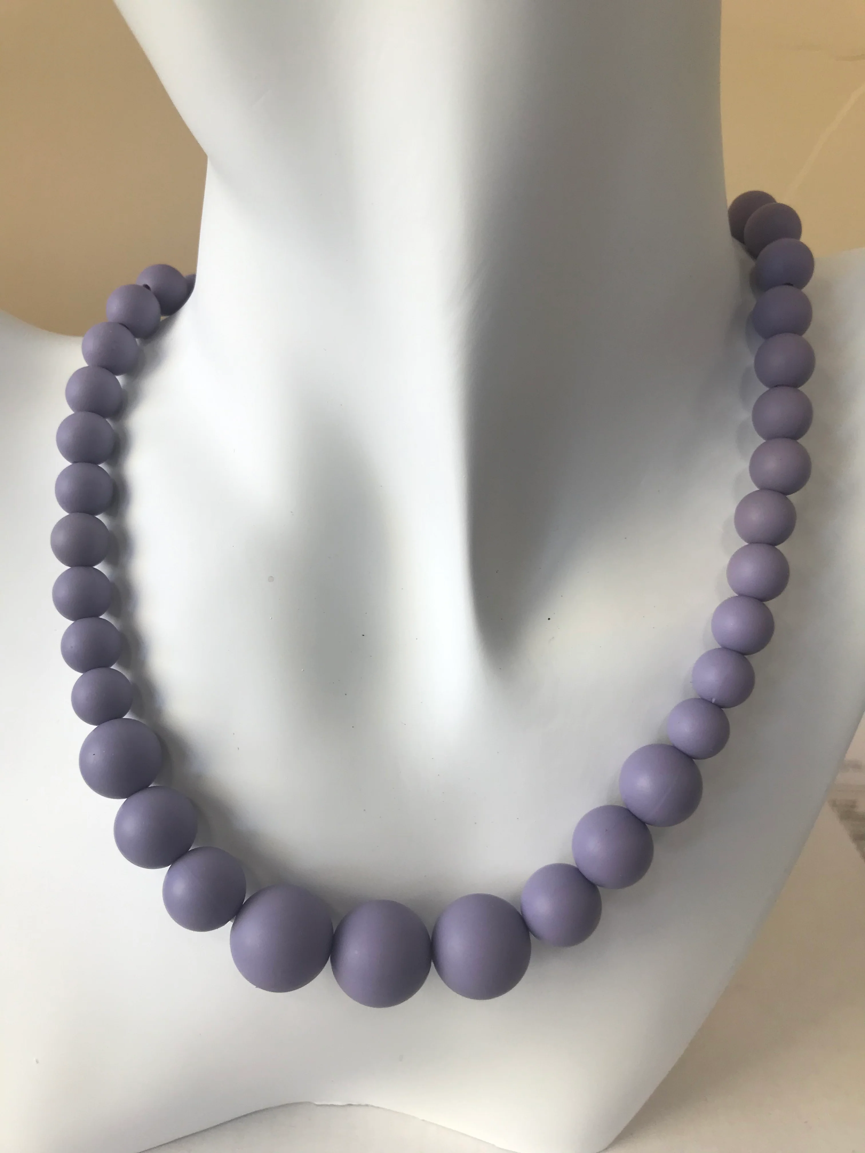 Wink Purple Silicon rubber bead necklace - Image 6